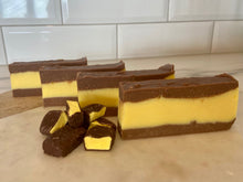 Load image into Gallery viewer, Pineapple Chocolate Fudge