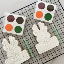 Load image into Gallery viewer, Paint Your Own Reindeer Cookie Kit
